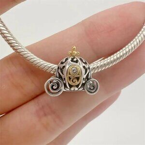 ✨✨Pandora Disney 100th Anniversary Cinderella's Enchanted Carriage Charm